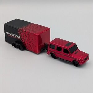 Maisto Design "Tow & Go" die-cast Mercedes-Benz G-Class w/enclosed car trailer